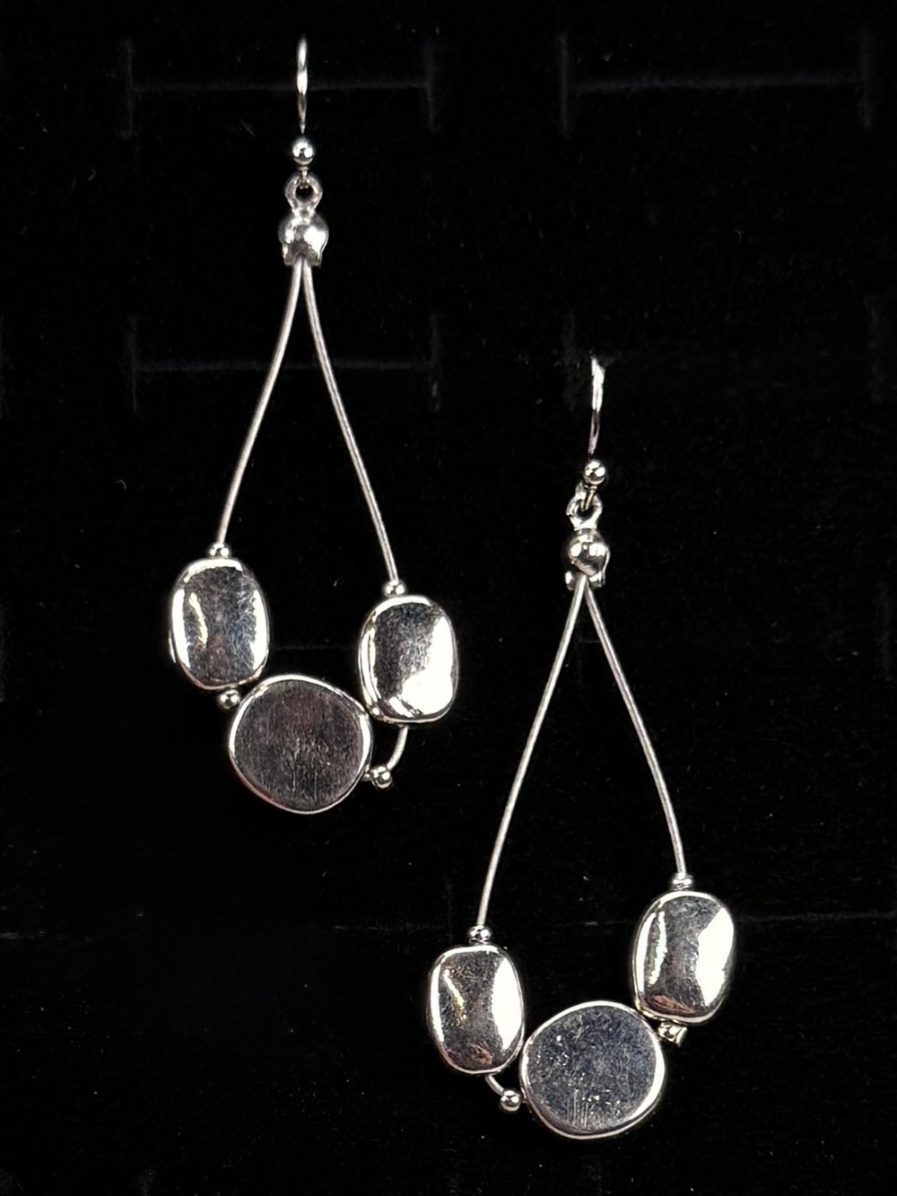 Vintage Silvertone Pebble Drop Pierced Earrings